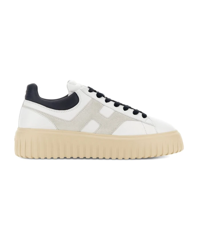 

Белые кроссовки с нашивкой с логотипом. Hogan, белый