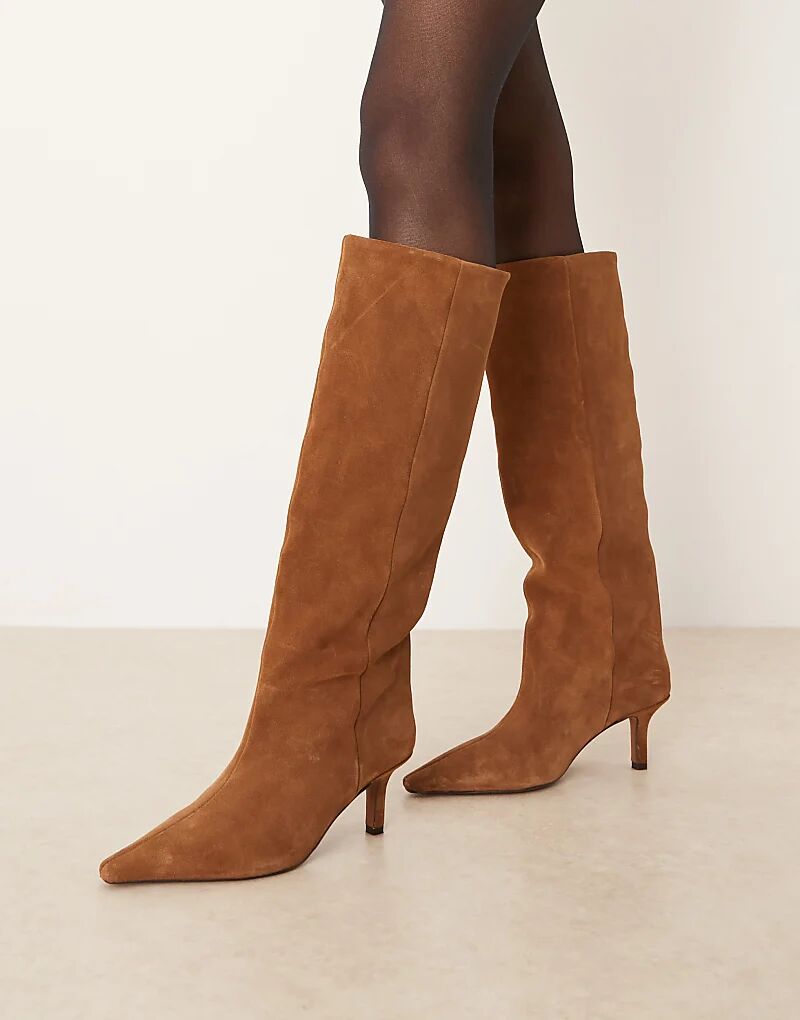 Сапоги Cleoni из высококачественной кожи ASOS DESIGN, застегивающиеся на молнию, из светло-коричневой замши — фото 4