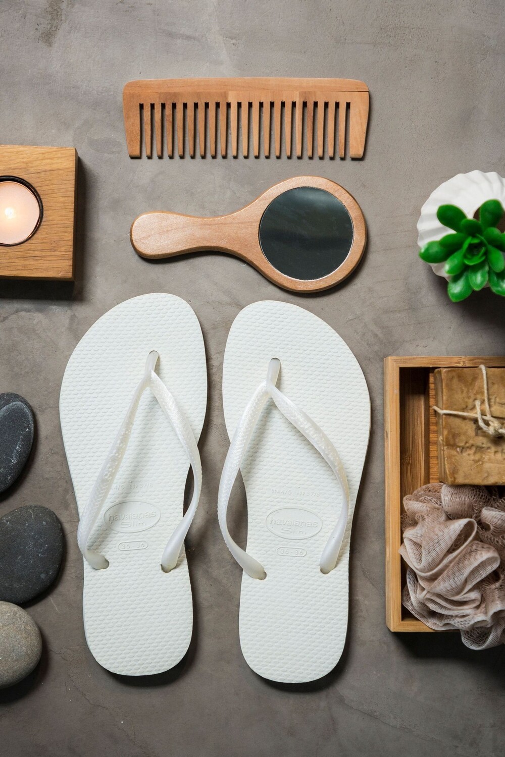 Узкие шлепанцы Havaianas, белый