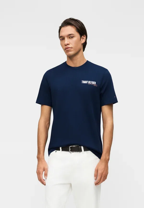 Футболка Tommy Hilfiger Summer Back Graphic Regular Tee Print, угольно-синий — фото 3