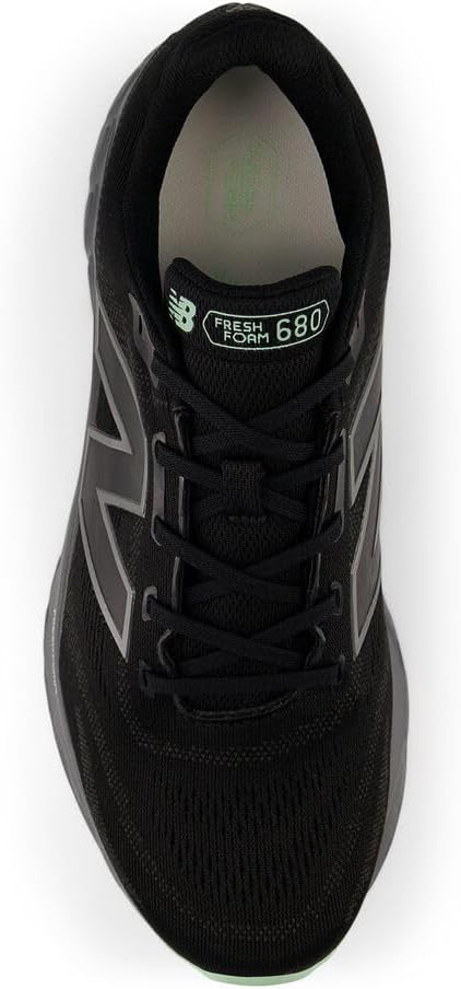 Мужские водонепроницаемые беговые кроссовки New Balance Fresh Foam 680 V8, черный/зеленый — фото 4