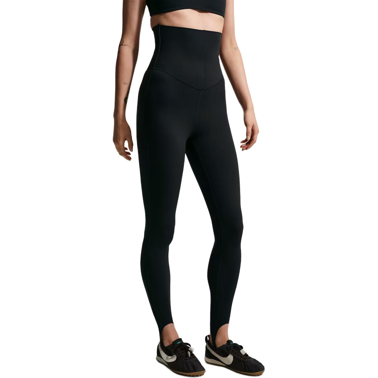 

Женские леггинсы со стременами от Jacquemus Nike, черный