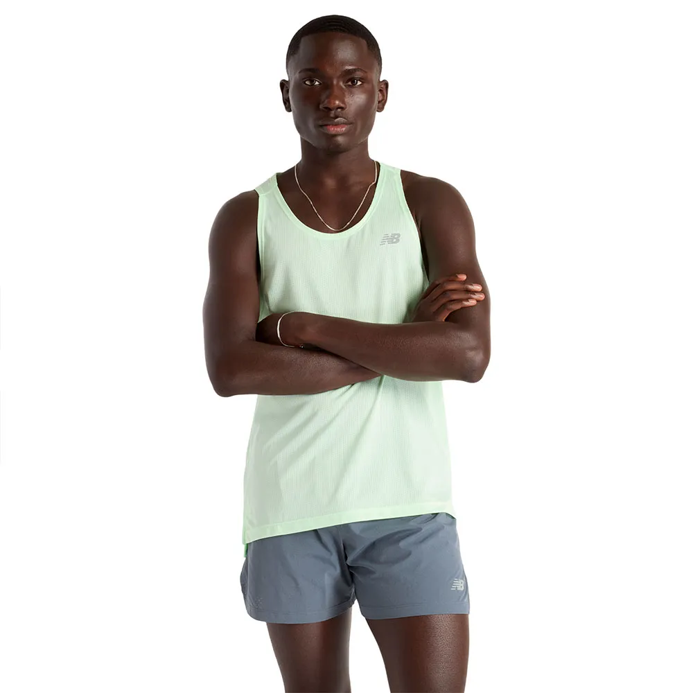 

Футболка без рукавов спортивная New Balance Athletics, зеленый