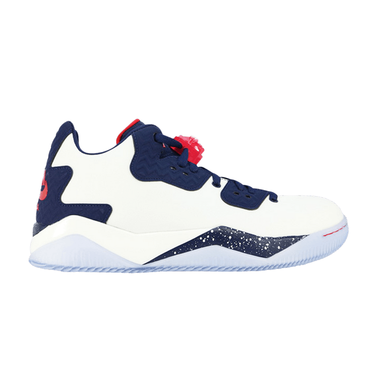 

Кроссовки Air Jordan Spike Forty Low 'Sail Midnight Navy', кремовый