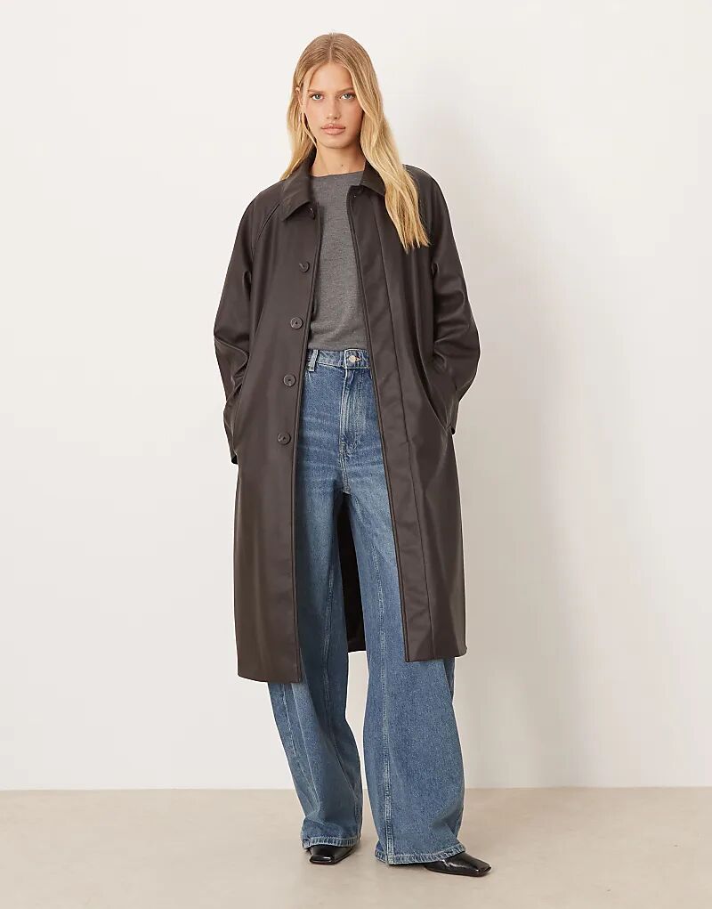 

Плащ-тренч Mango из искусственной кожи коричневого цвета