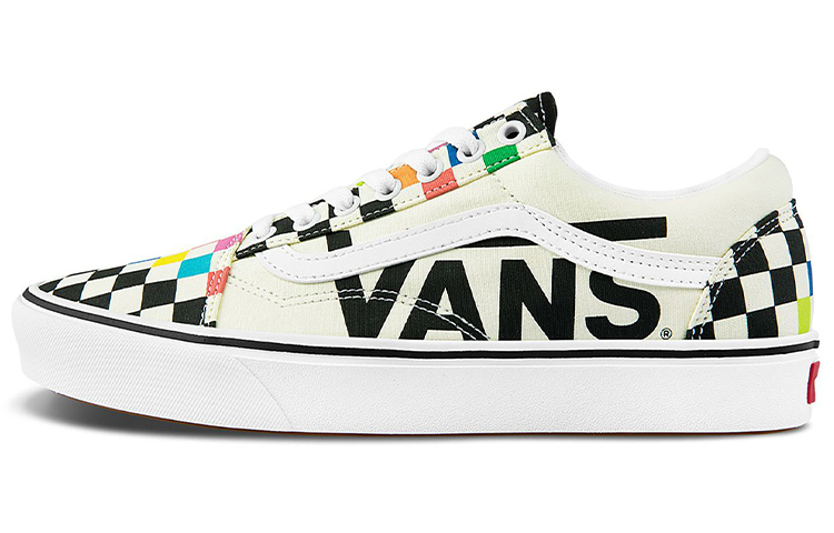 

Кроссовки Vans ComfyCush Old Skool MoMA Checkerboard