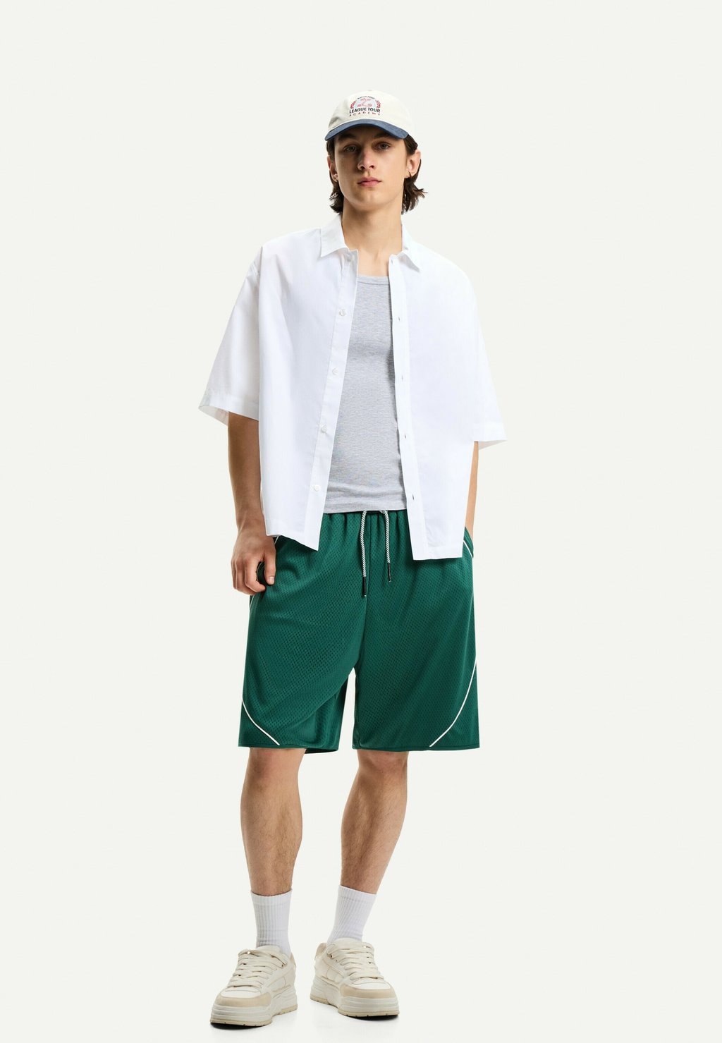 

Шорты Bershka, темно-зеленый