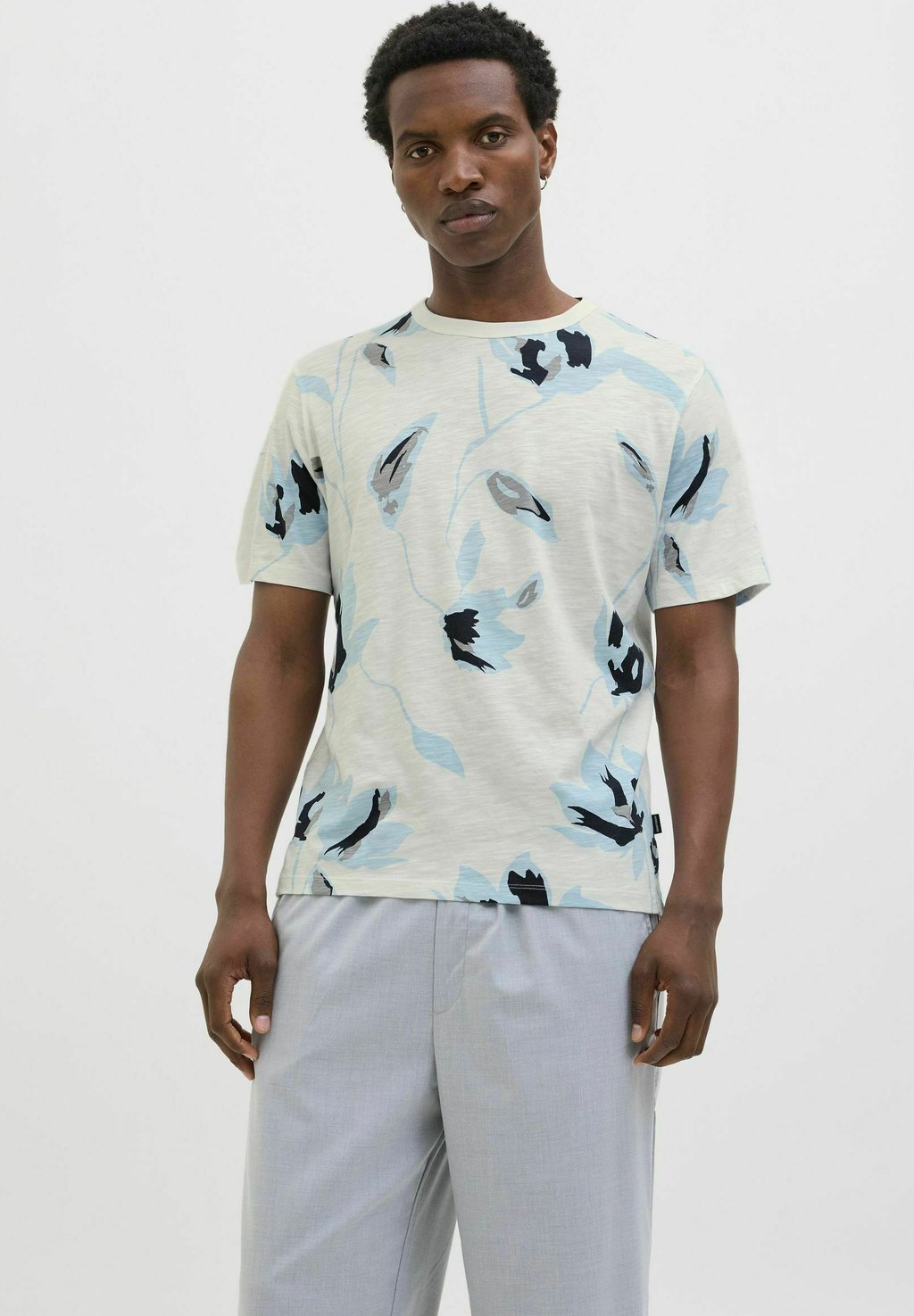 

Футболка с принтом ALL OVER PRINT RUNDHALS Jack & Jones PREMIUM, кремовый