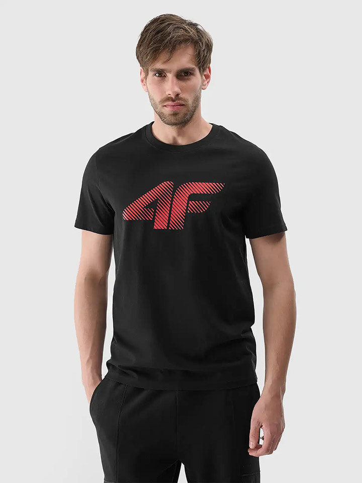 

Футболка 4F, черный