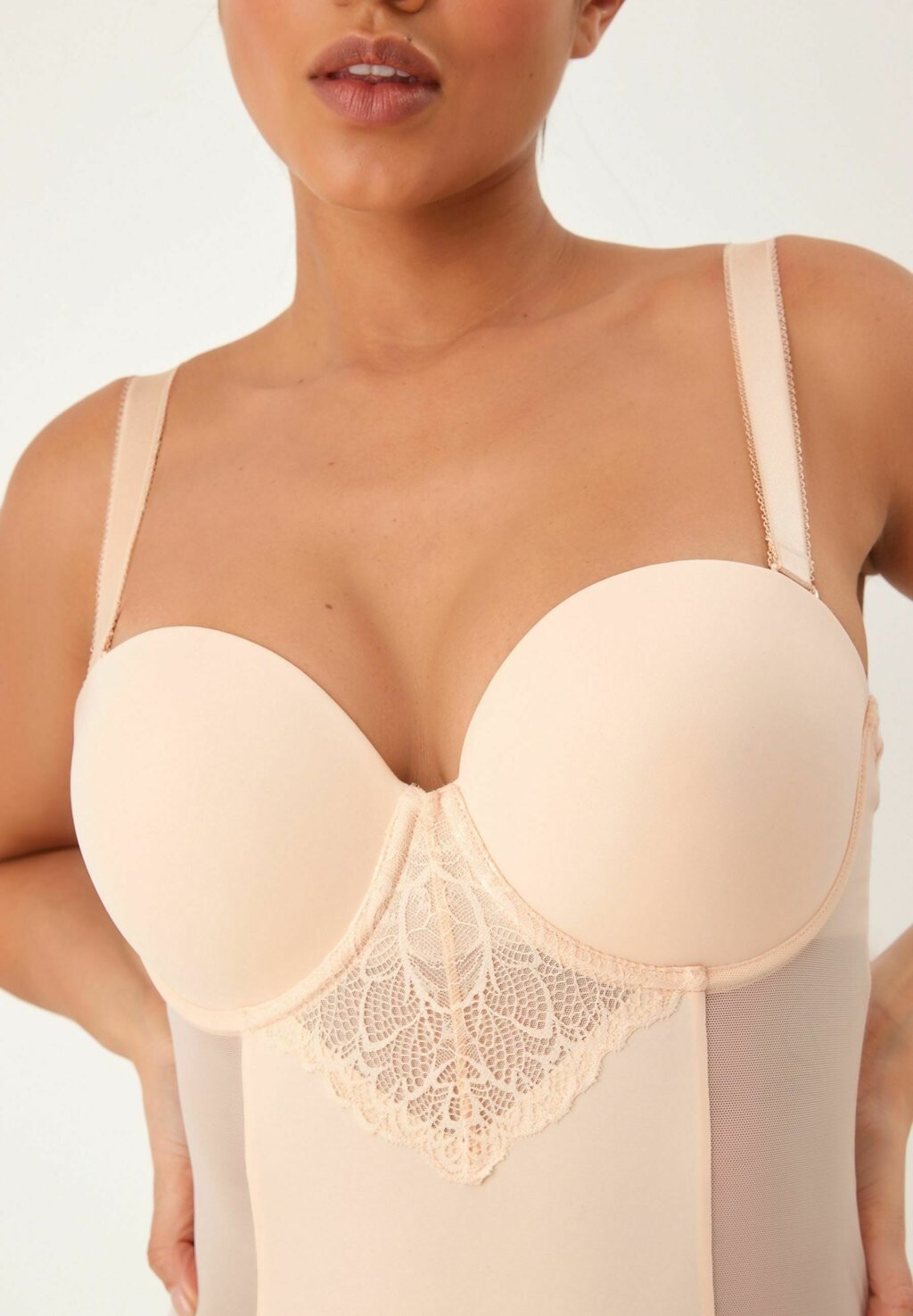 Корректирующее белье DD+ FIRM TUMMY CONTROL LIGHTLY PADDED LACE SLIP Next, бежевый — фото 4