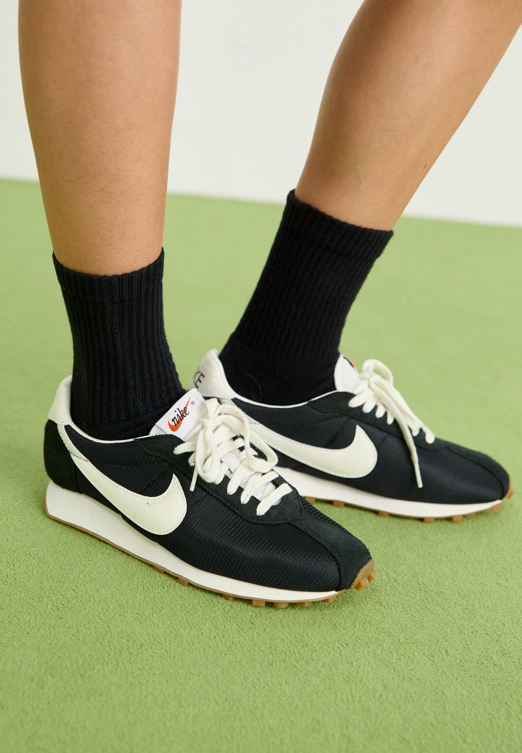 Кроссовки Nike Sportswear, черный