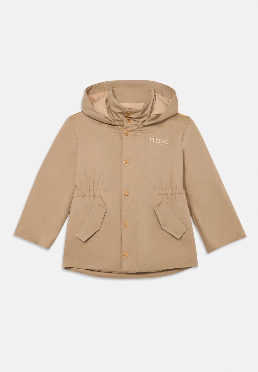 Зимнее пальто Versace COAT LOGO EMBROIDERY BAROCCO FOULARD KIDS UNISEX, Sand/Black/Gold-Coloured/Sand