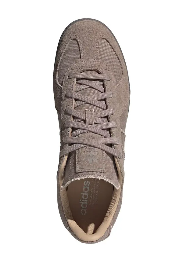 Армейские низкие кроссовки Adidas Originals, Light Grey — фото 3