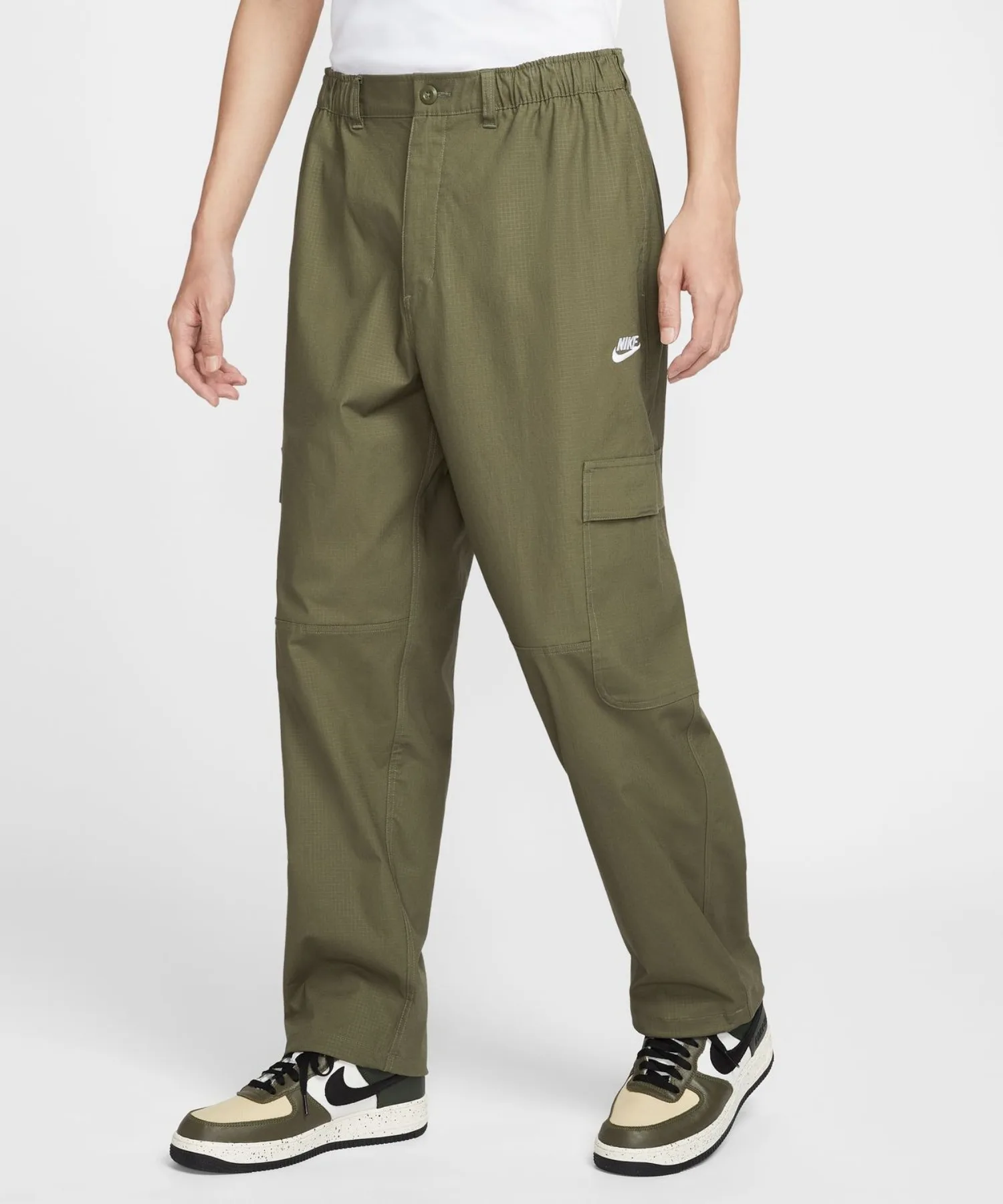 Мужские штаны карго из хлопка Nike Club Woven Cargo CL оливковые
