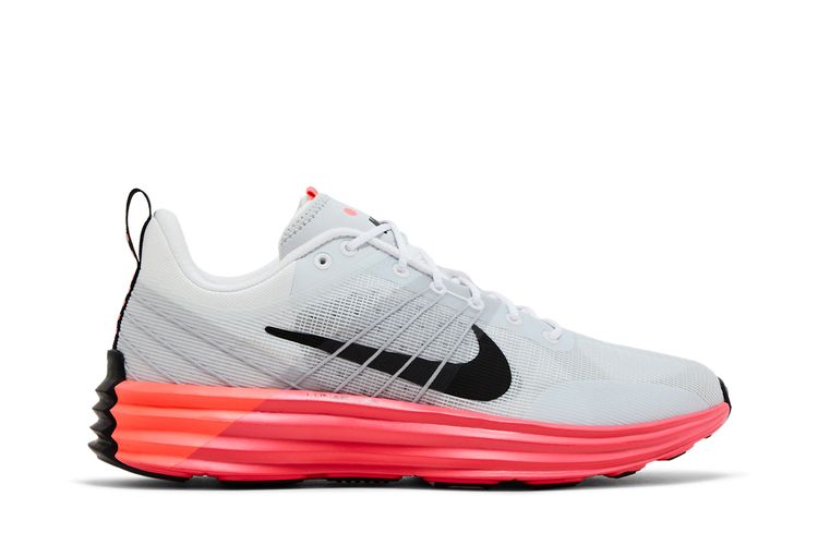 

Кроссовки Lunar Roam 'Hot Lava', белый