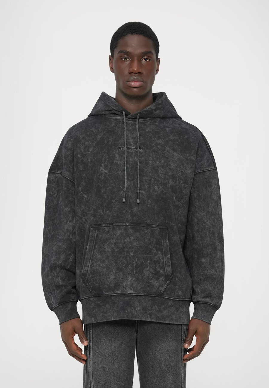 

Худи Les Benjamins OVERSIZED HOODIE, Black Acid Wash/Mottled Anthracite