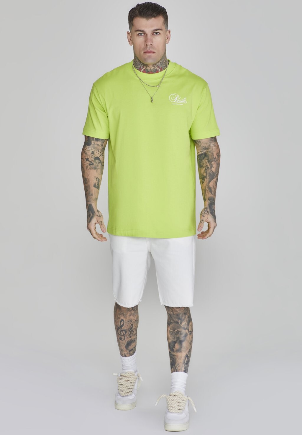 

Джинсовые шорты SIKSILK, белые