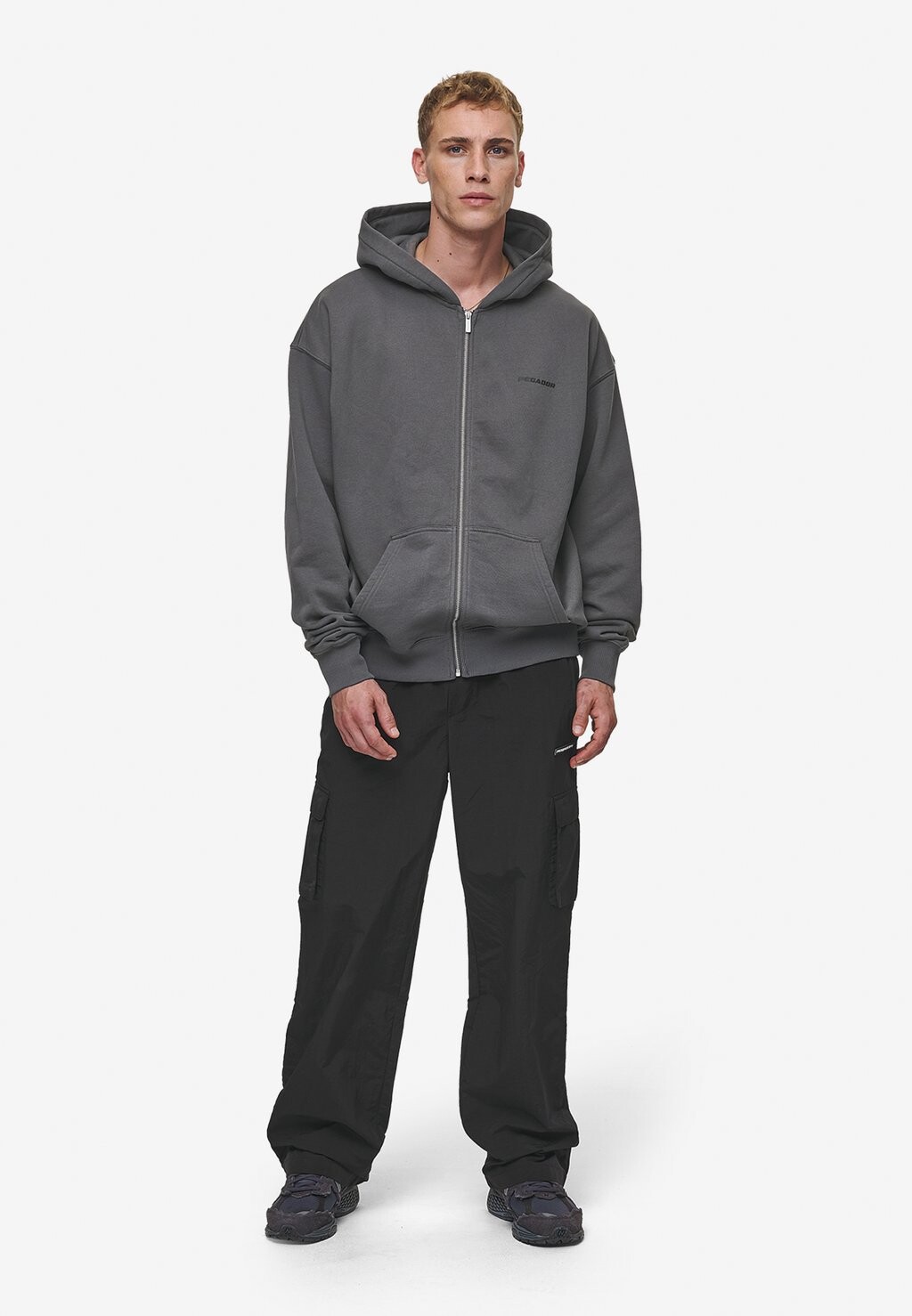 

Толстовка на молнии COLNE LOGO OVERSIZED JACKET Pegador, темно-серый
