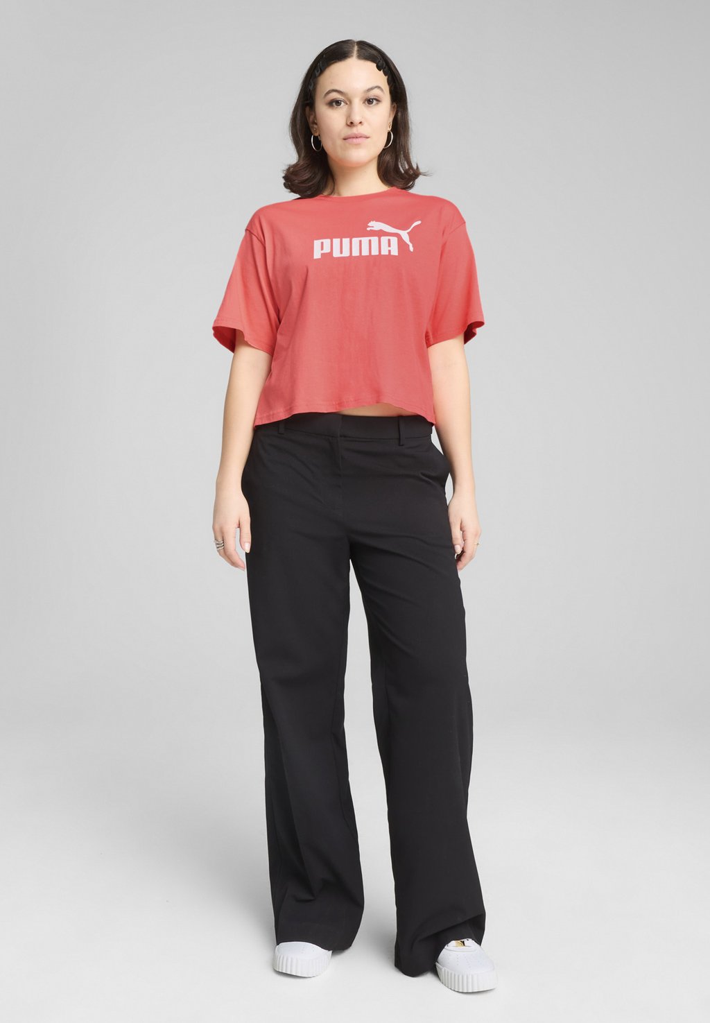 

Футболка с принтом ESS CROPPED LOGO RELAXED Puma, красный
