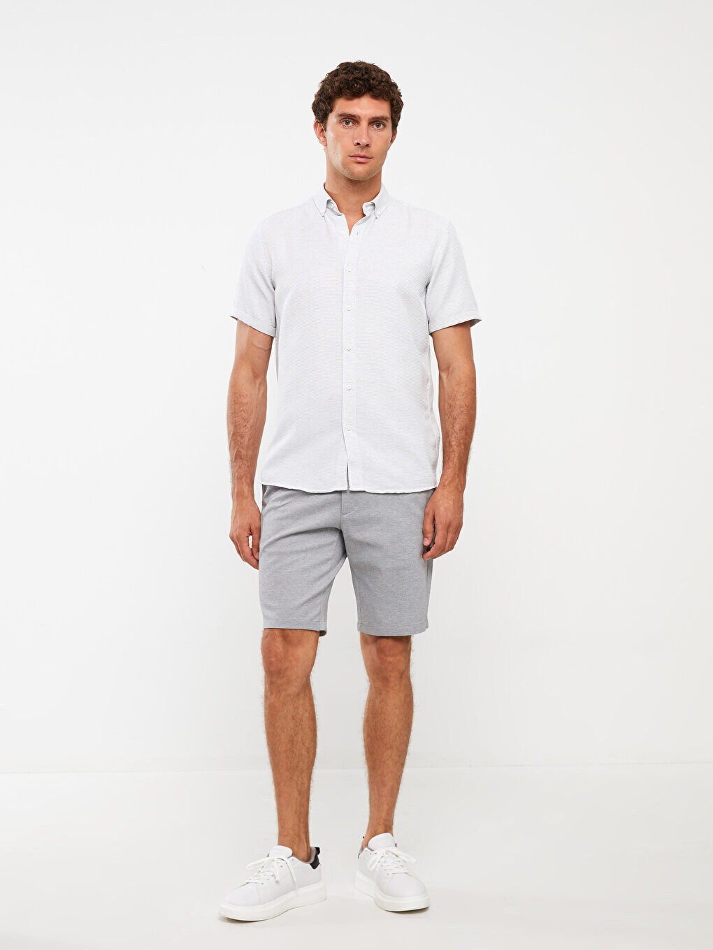 

Мужские шорты Slim Fit с эластичной резинкой на талии LCW Vision