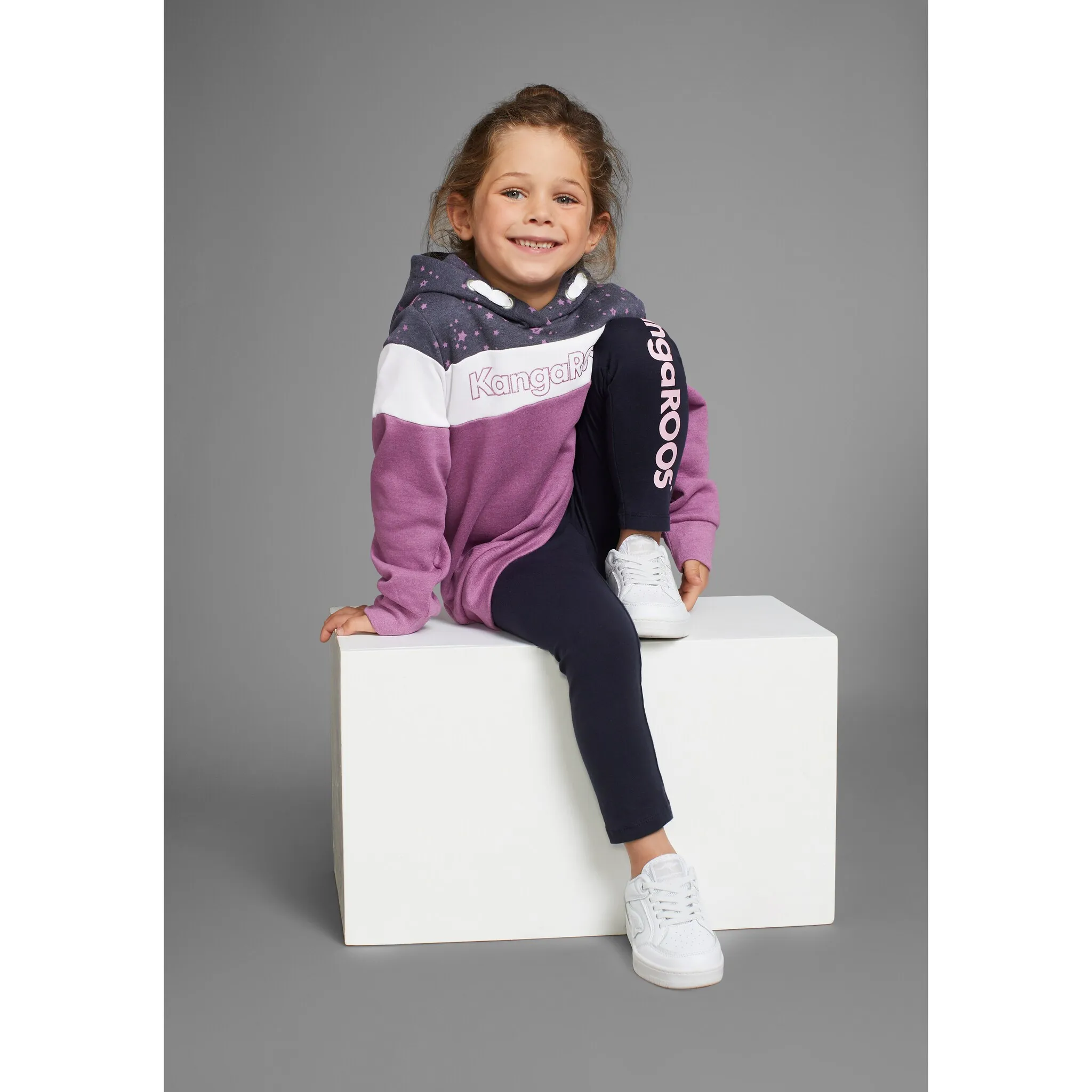 Толстовка KangaROOS с капюшоном «колор блок» для маленьких девочек, цвет lila-colorblocking — фото 4