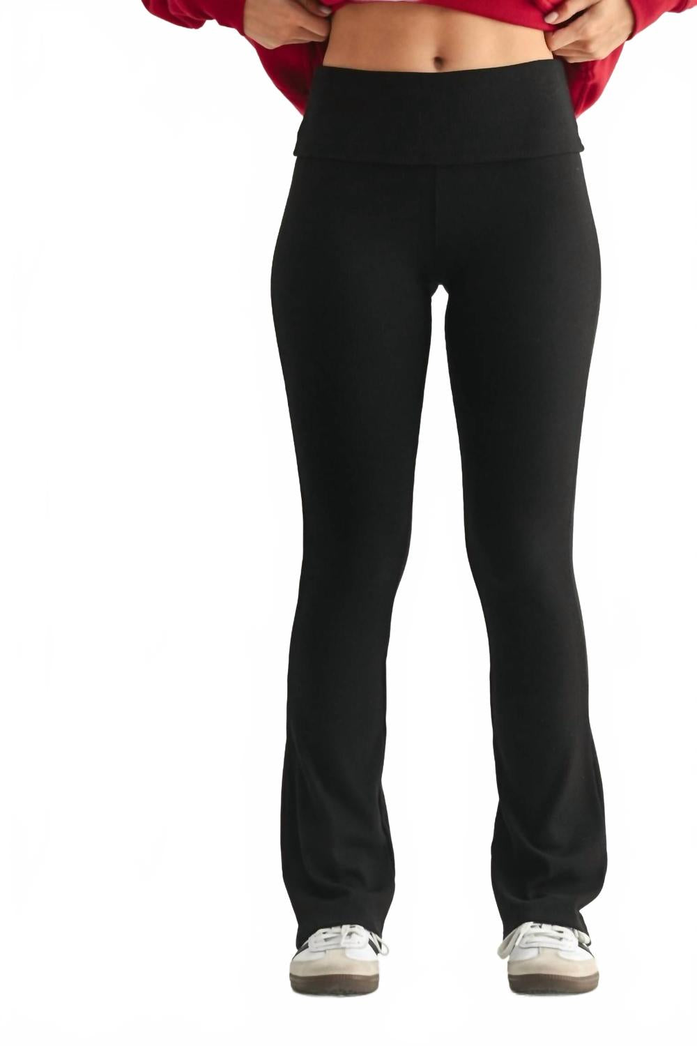 

Расклешенные брюки для йоги с защипами, черные Mono B, черный