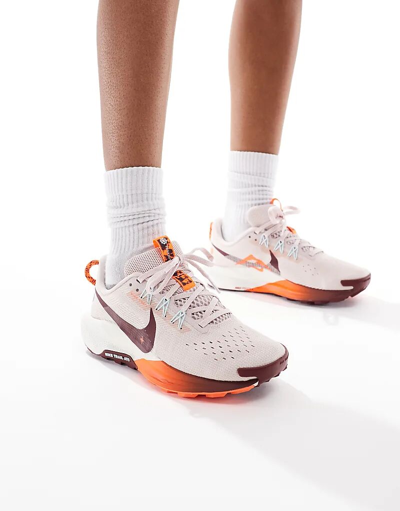 Кроссовки Nike Running ReactX Pegasus Trail 5 бежевого и оранжевого цветов