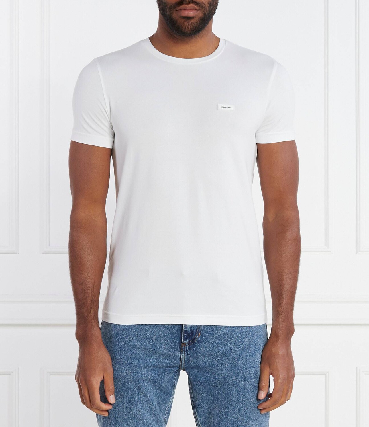 

Футболка Calvin Klein Slim Fit, белый