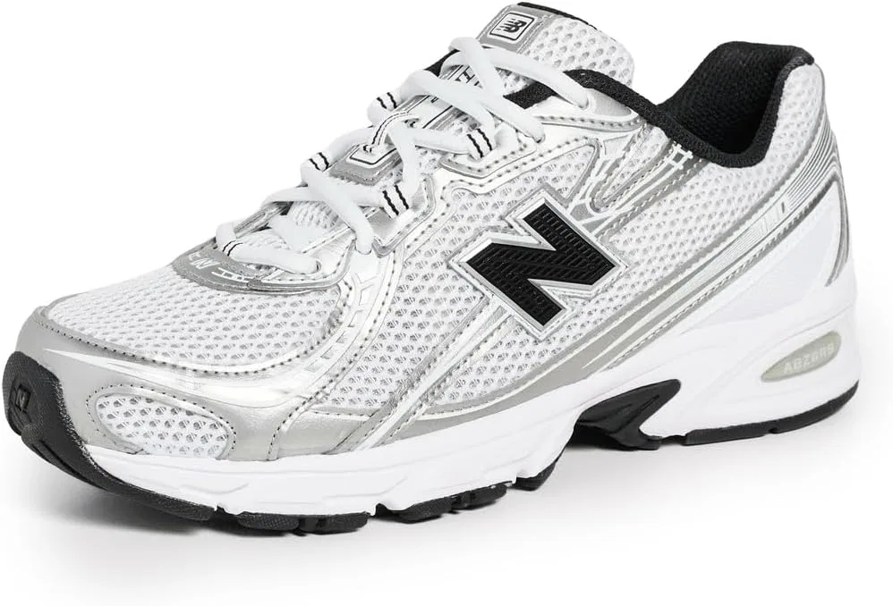 Кроссовки теннисные FuelCell 996 V4 New Balance, White/Metallic Silver 877 C