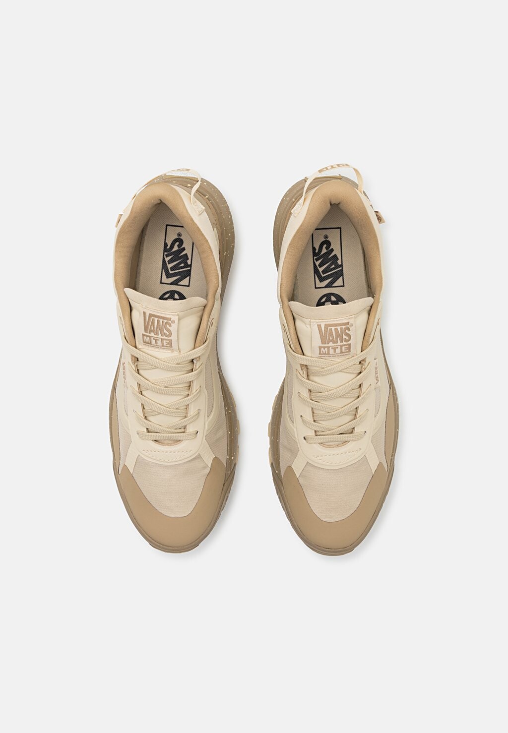 

Кроссовки MTE CROSSPATH UNISEX Vans, белый
