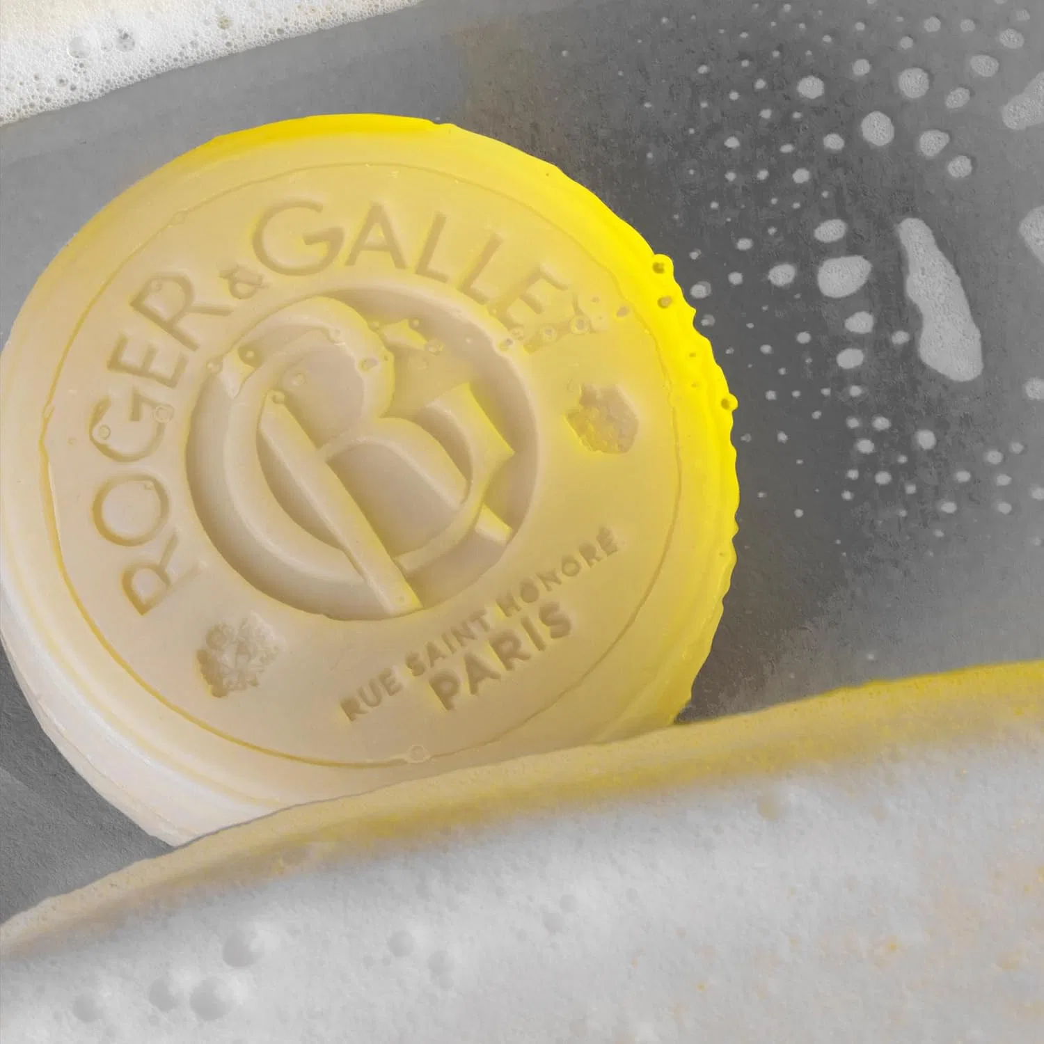 Мыло Roger&Gallet Cologne Twist 3 в 1, 100 г Roger & Gallet — фото 2