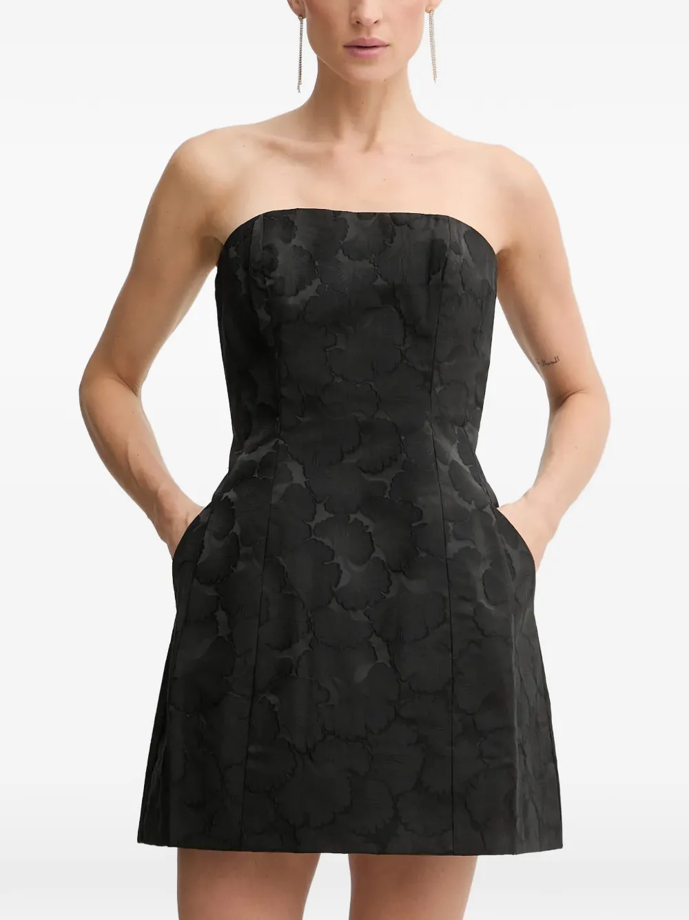 

Мини-платье Karoline без бретелек с боковыми карманами Bardot, черный