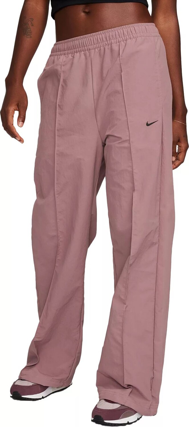 

Женские тканые брюки со средней посадкой Nike Sportswear