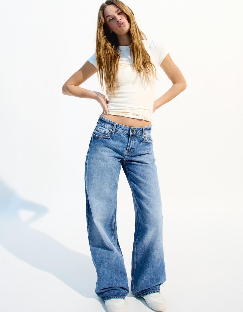

Джинсы бойфренды Bershka, синий