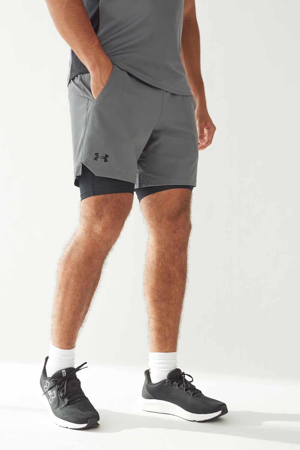 

Шорты Vanish 2 в 1 Under Armour, серый