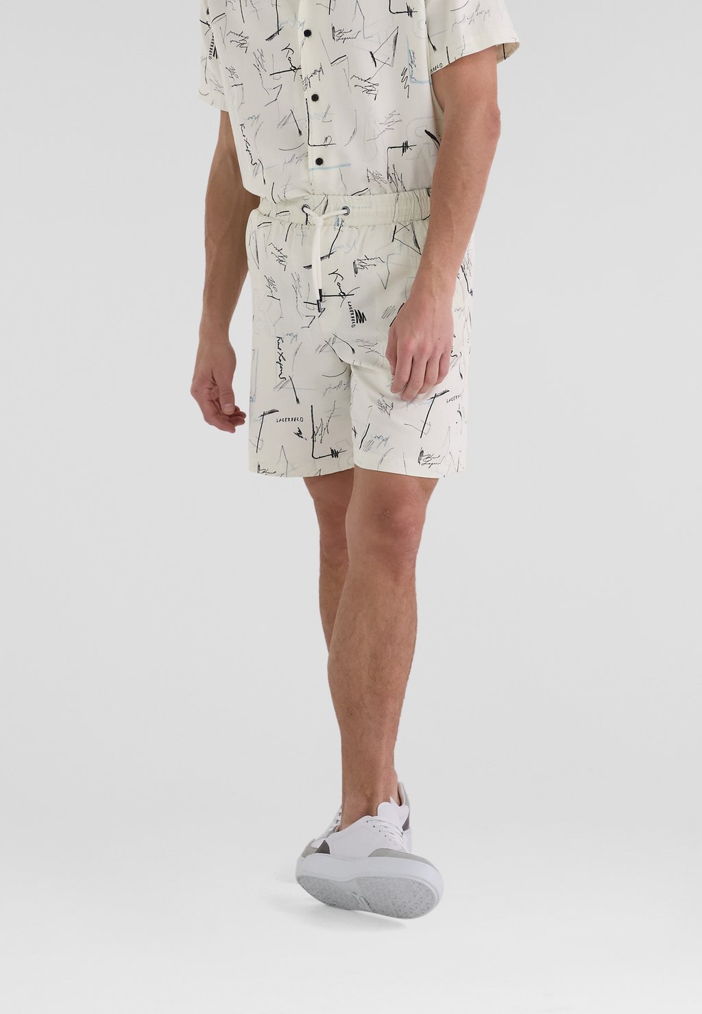 

Шорты ALL OVER PRINT KARL LAGERFELD, белый