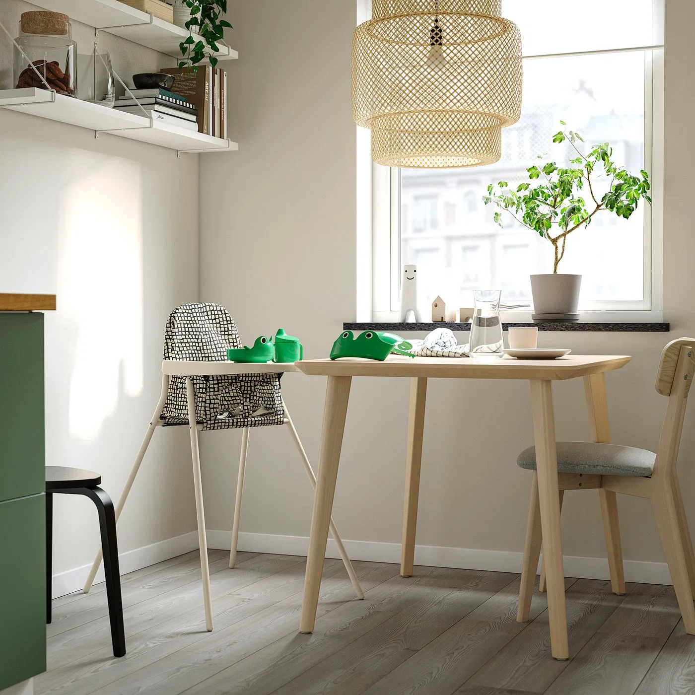 SANDKATT IKEA Детский стульчик с подносом, бежевый/антрацитовый — фото 4