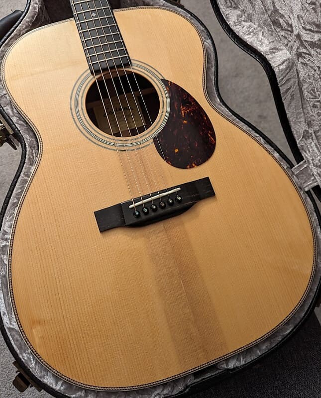 

Акустическая гитара Eastman E20 OM-MR-TC Acoustic, Madagascar Rosewood, w/case, setup, & shipping