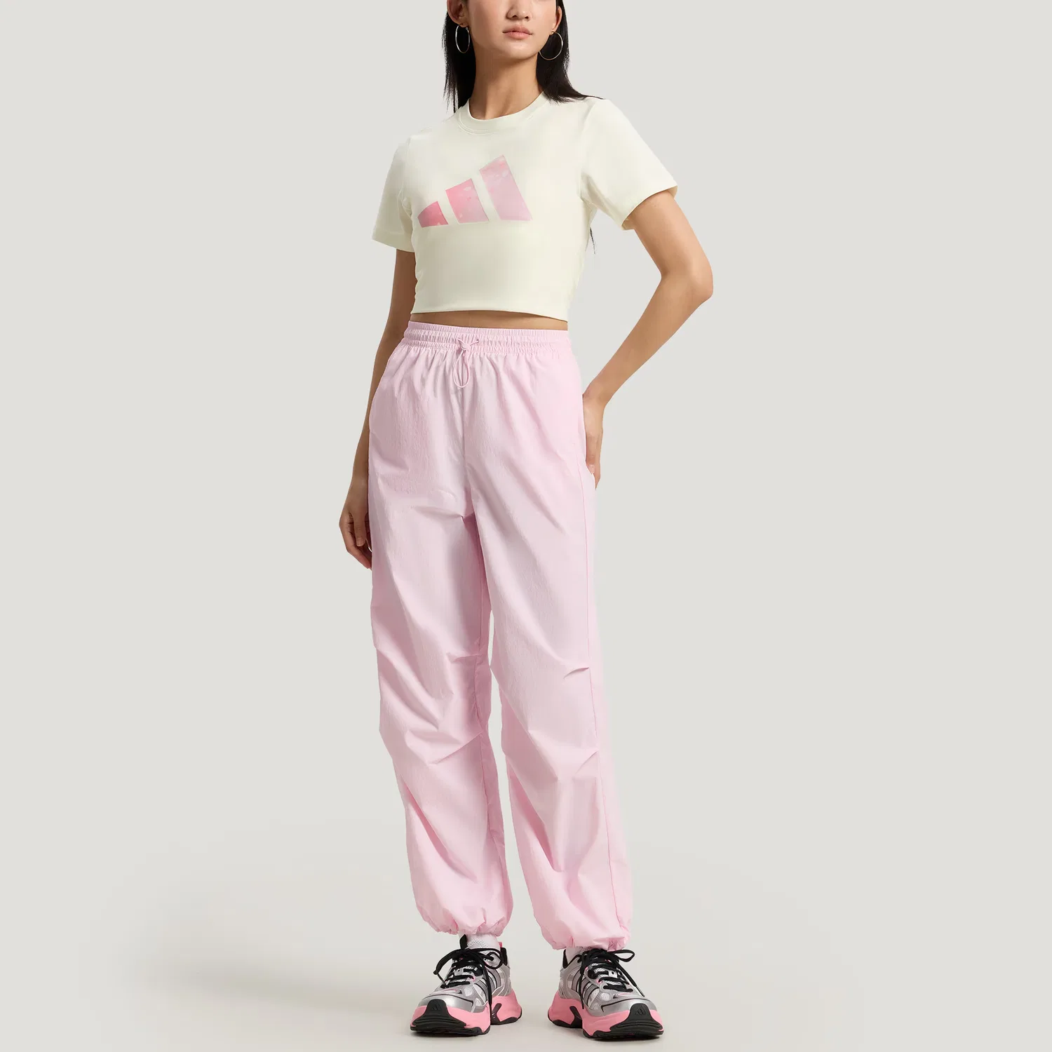 Футболка женская Jade White, с круглым вырезом, средней посадки Adidas — фото 4