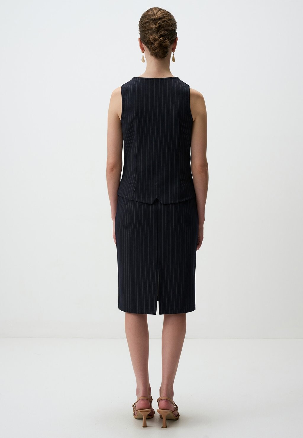 

Жилет V-NECK SLEEVELESS STRIPED Jimmy Key, темно-синий