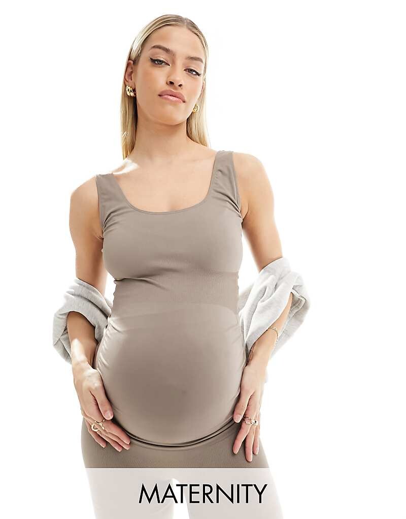 

Серо-коричневая бесшовная майка Mamalicious Maternity — часть комплекта