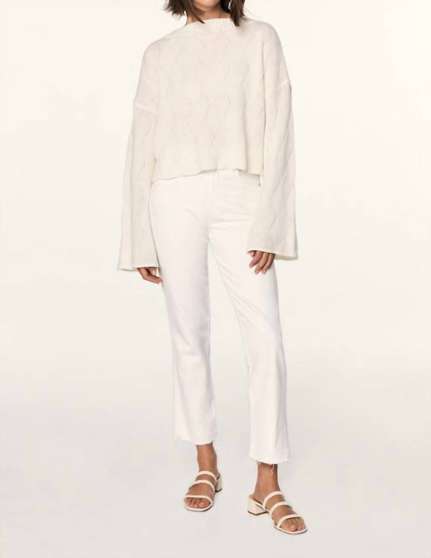 

Укороченные джинсы Chloe в цвете White Sands AMO