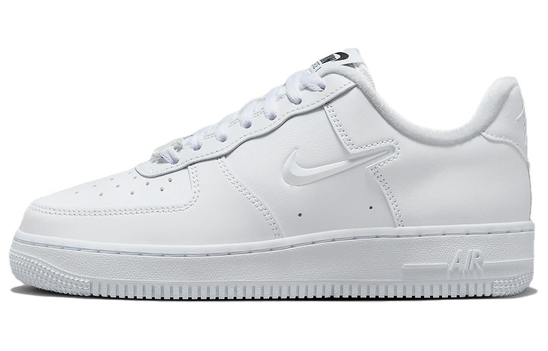 Кроссовки Nike Air Force 1 Low '07 Se Just Do It Triple White Women's
