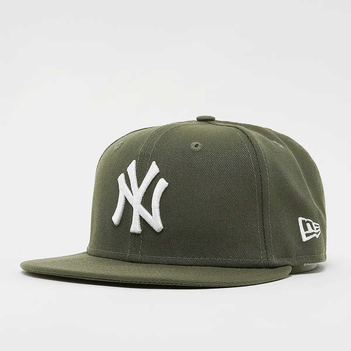 

Бейсболка New Era 59Fifty League Essential MLB New York Yankees, зеленый/белый