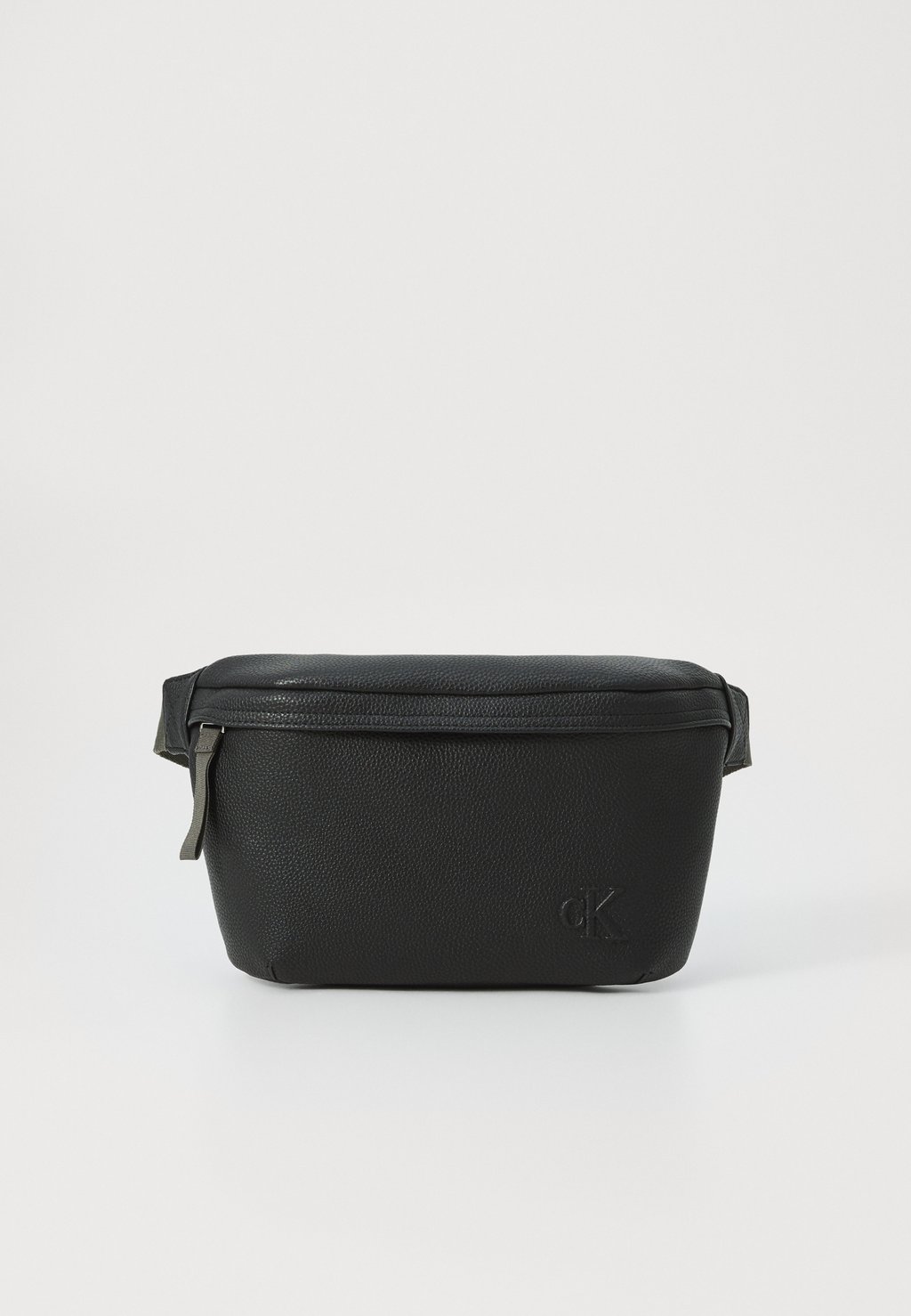 

Поясная сумка YOUNG INTERESTING WAISTBAG Calvin Klein Jeans, черный