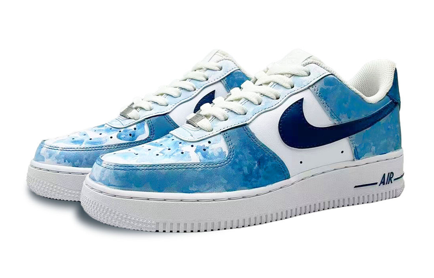 

Мужские кроссовки для скейтбординга Nike Air Force 1, Light Cyan