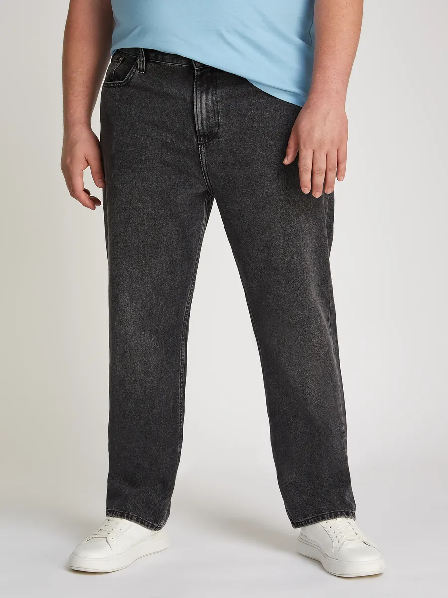 

Зауженные джинсы Calvin Klein Jeans Plus "REGULAR TAPER PLUS", большие размеры, черный