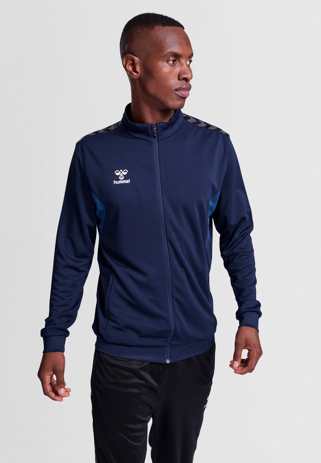 

Куртка для тренировок AUTHENTIC PL ZIP Hummel, цвет marine
