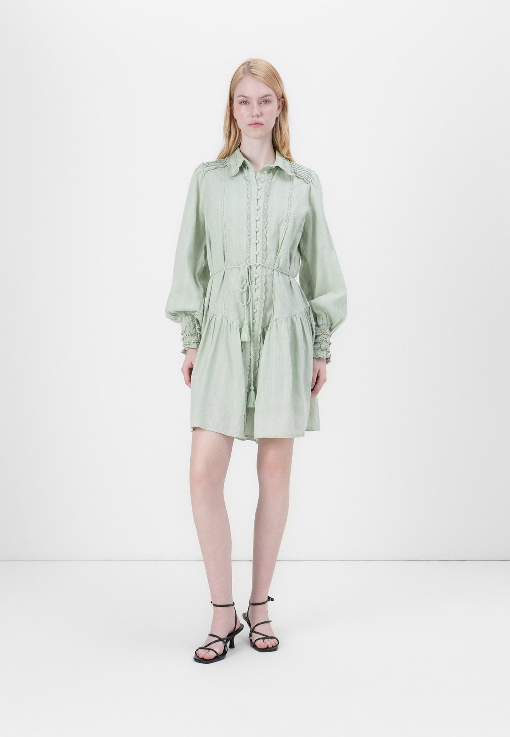 

Платье-рубашка SOMELLI SHIRT DRESS YAS, светло-зеленый