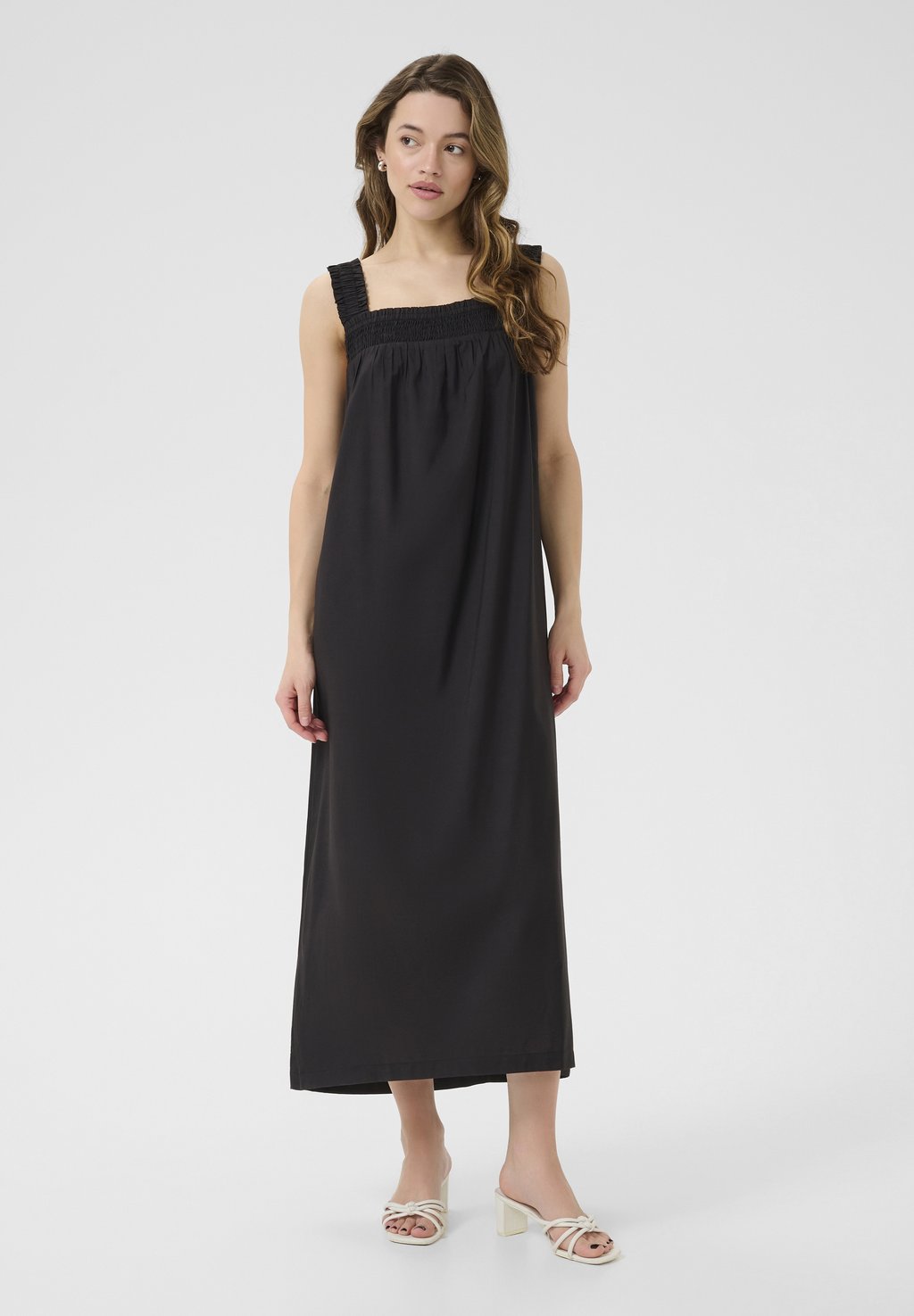 

Повседневное платье Kaffe, черный